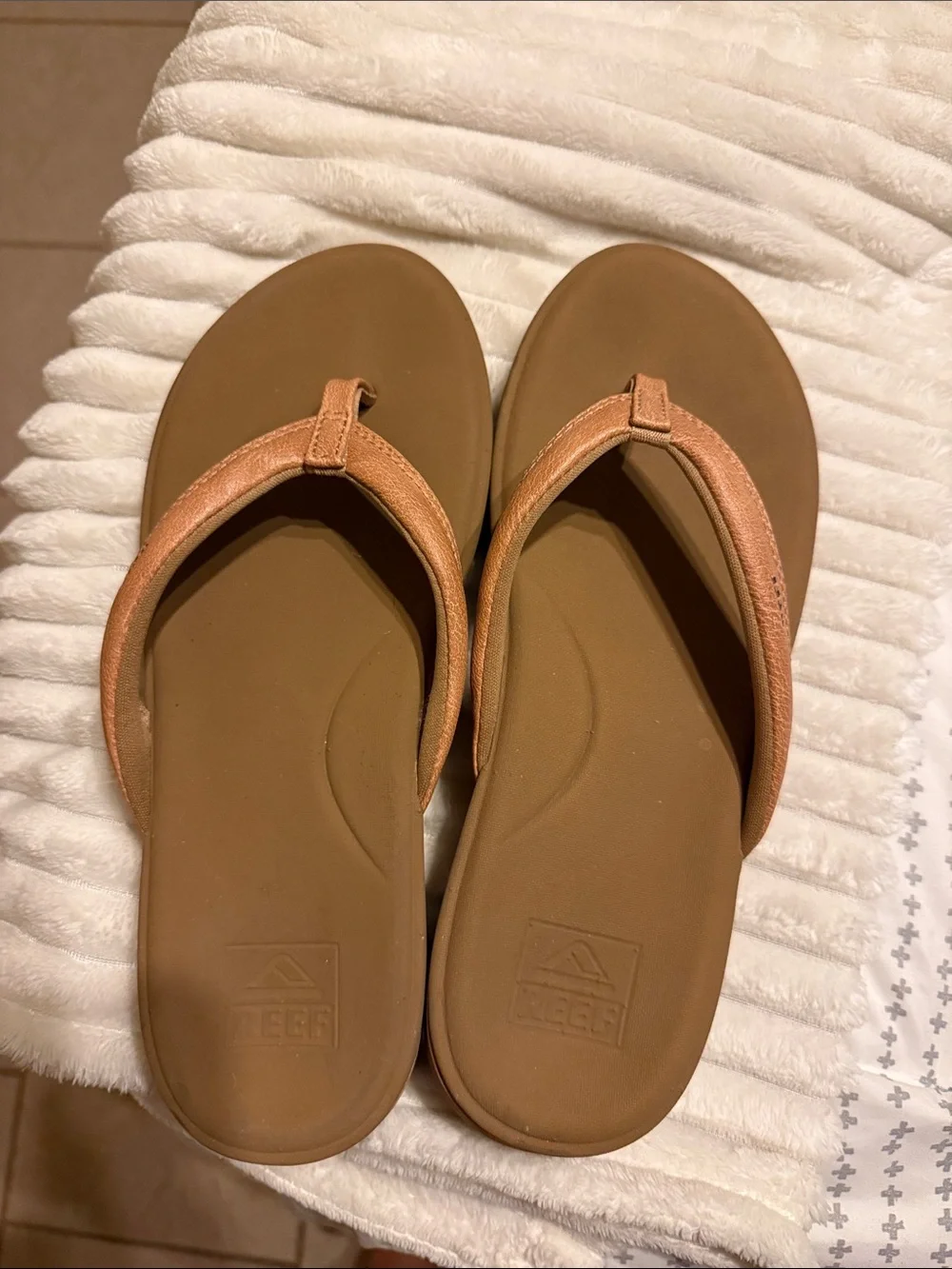 Reef Women’s Tan Sandals with Tan Straps